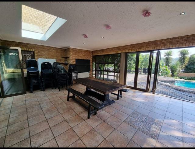 5 BEDROOM HOUSE FOR SALE IN MEYERSDAL